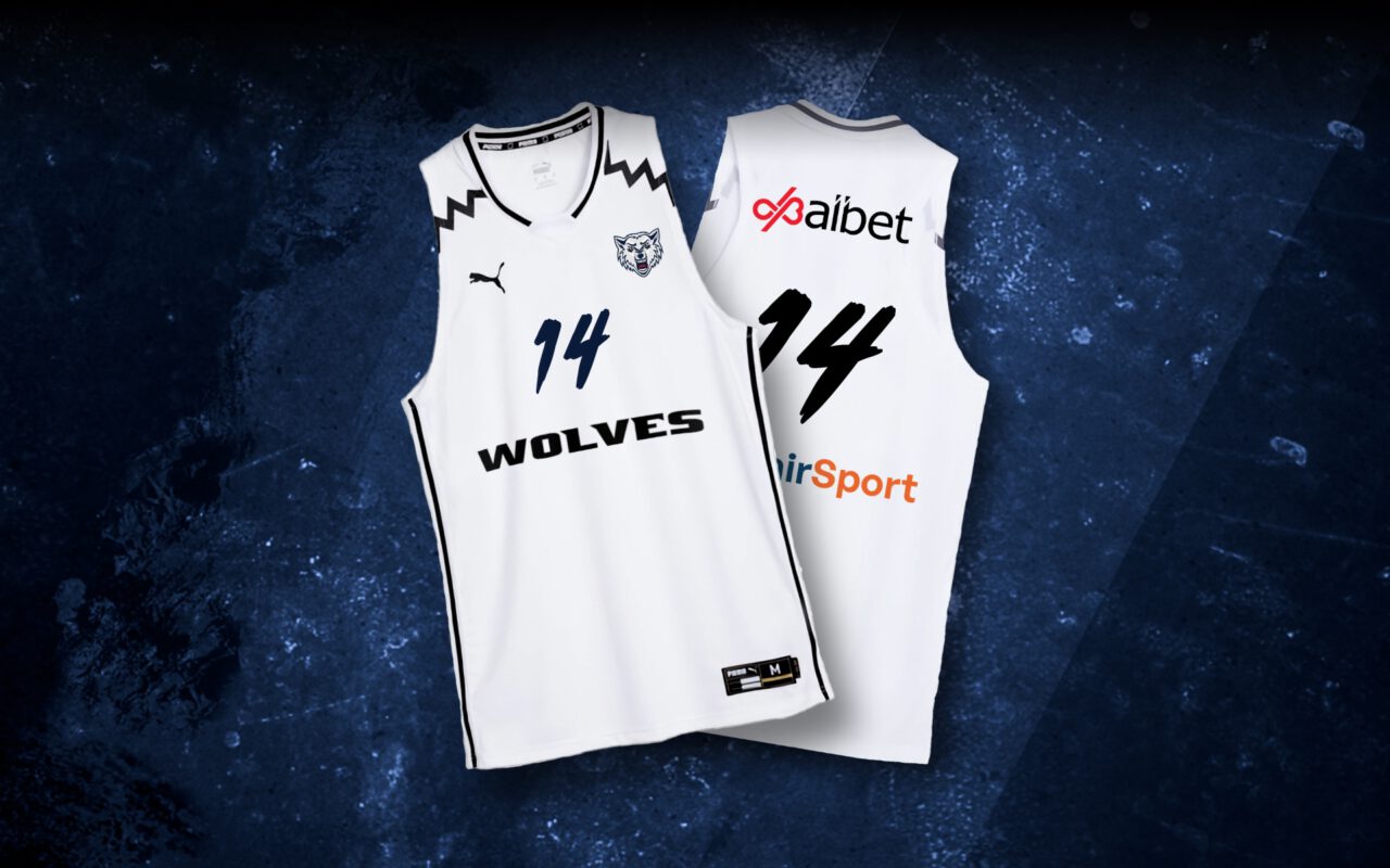 Wolves v nových dresech